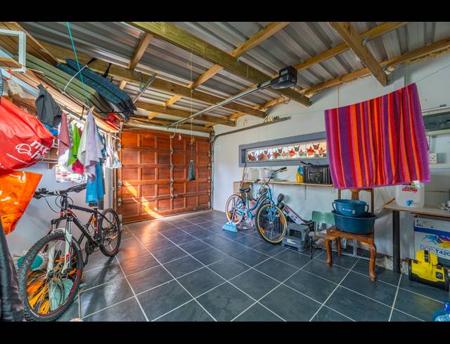 3 BEDROOM FREEHOLD FOR SALE IN MARINA MARTINIQUE